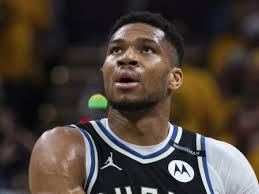 Detroit firma un contrato dual a Felder y uno estándar a Buycks