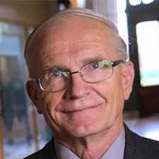 Kim Vandiver's Instagram, Twitter & Facebook