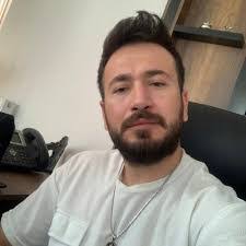 Heidi Blatt's Instagram, Twitter & Facebook