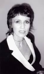 Biographie d'ANNIE LE BRUN (1942-2024)