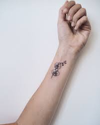 46 Stunning Minimalist Tattoo Arts For Everyday Style Tattoo Minimalist Tattoo Tattoos Mini Tattoos