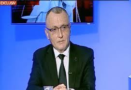 Ministrul educației, sorin cîmpeanu, a anunțat că vaccinarea profesorilor ar putea începe săptămâna viitoare. Sorin Cimpeanu La Realitatea Plus Despre Obiective Prioritare Problemele De Echitate Sunt Primele Asupra CÄƒrora MÄƒ Voi Concentra Realitatea De Alba
