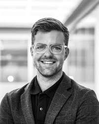 We are excited and proud to recognize our 2025 Roaring10 Award recipients.⁣  ⁣ Join us in congratulating:⁣ ⁣ Londan Courtney Means Charley '13, M '18⁣  Major Michael J. DesJardin '14⁣ Austin Teague