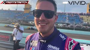 Alex Bowman Ends in 2nd After Kyle Larson Passes Him Late at Homestead