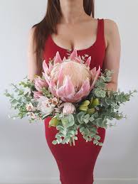 Wedding bouquets—they're not just for flowers anymore! Ornaments Eucalyptus And Doorknobs 13 Stunning Unusual Wedding Bouquets Offbeat Bride