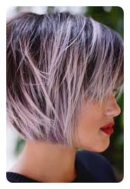 The added texture gives it an almost messy look while retaining. Chin Length Blunt Bob With Layers Jelitaf