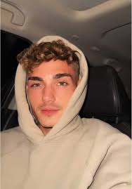 Gabriel Mackenzie Short