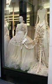 Vintage Chanel Wedding Dresses In Paris Shop Http Coolringcollections Blogspot Com Chanel Wedding Dress Bridal Couture Chanel Wedding