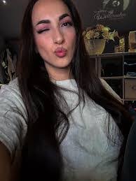 Flora Sandoval's Instagram, Twitter & Facebook