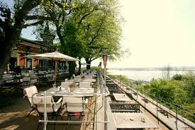 040 / 866 25 20. Sullberg Hamburg Nachste Woche Ist Es Wieder Soweit Geniessen Sie Unser Schlemmer Sommer Menu Ab Dem 15 Juni 2020 In Unserem Deck 7 Market Restaurant Asian Appetizer Variation Summerrolls Asia Salad I