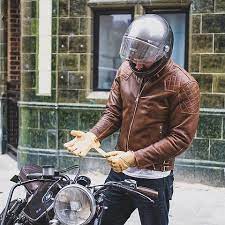 The 76 Cafe Racer Motorcycle Jacket In Brown Ce Armoured Goldtop Cafe Racer Cafe Racer Motorcycle Motorcycle Outfit
