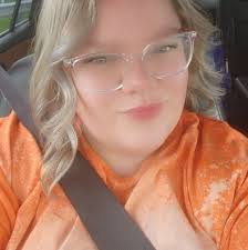 Katie Brooke Beall (@katie.brooke.beall)