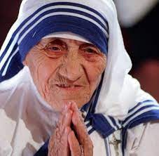 Die heilige mutter teresa (* 27. Heiligen Mythos Die Dunkle Seite Von Mutter Teresa Welt