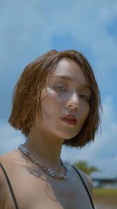 Behind the scenes moments from an enchanting magazine shoot.,