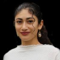 30+ perfiles de «Afshar»