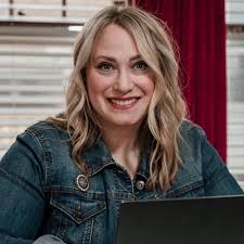 Liz Bennett (@lizbennettiowa) · Iowa, IA · Instagram photos and videos