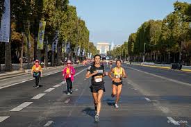 En course à pied, le renforcement musculaire doit faire travailler les muscles les plus sollicités durant la en musculation pour la course à pied, lorsque l'objectif est de prévenir les blessures, il est • ne changez pas de côté et enchainez 10 mouvements. Barbara Sanchez Une Athlete Passionnante Le P Tit Trailer