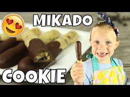 On Invente Une Recette Le Mikado Cookie Youtube Atelier De Roxane Cookies Et Biscuits Roxane Et Louane