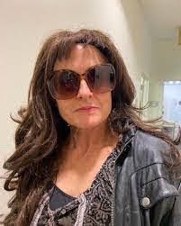 Shanna Ebert's Instagram, Twitter & Facebook