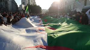 Facebook gives people the power to share and makes the world. Le Monde En Face Algerie Mon Amour Le Combat Des Algeriens Pour Leur Liberte Frenchtouch2