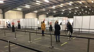 Op het internet is veel informatie over vaccineren te vinden. Vaccinatie Verpleeghuispersoneel In Heel Nederland Begonnen Nos