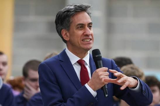 UK announces £88 million to provide healthcare and clean water to Palestinians | Radio NewsHub
