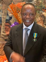 Regarder des films en streaming complet sur votre smart tv, console de jeu, pc, mac, smartphone, tablette et bien plus. Captain Hosa Okunbo Decorated With Lafayette Award At Un Day For Global Peace Business Nigeria