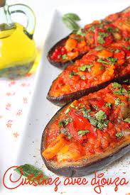 Aubergines Farcies Au Four Aux Poivrons Recette Aubergines Farcies Recette Aubergine Cuisine Vegetarienne