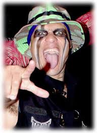 TapouT holding memorial service for Lewis in April