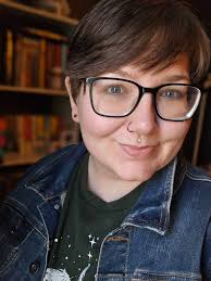 I restarted my island, so wondering if anyone has any spare diys that I  could keep pls😩