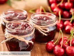 Recette Confiture De Cerises Ingredients 4 Personnes 1 Kg De Cerises 800 G De Sucre Pour Confi Recettes De Cuisine Confiture De Cerises Recette Confiture