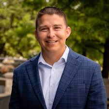 (do not witch hunt anyone mentioned/showned in this video)recently* a new challenge has popped up with a new coat of paint, similar to the blue whale challen. Jonathan Galindo Foresite Commercial Real Estate