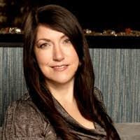 Olga Kelly's Instagram, Twitter & Facebook