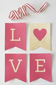 Free Printable Love Valentine S Day Glitter Banner Valentines Printables Free Valentine S Day Printables Valentine Banner Puedes esperar a san valentin o imprimirlas para sorprenderla cuando menos se lo espere. free printable love valentine s day