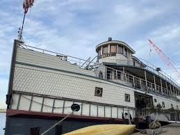 Photos: 116-Year-Old Ferry That Served in WWI Has Rooms for Rent