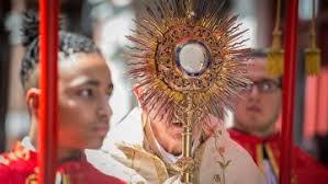 Corpus-Christi-procession-through-Covent-Garden