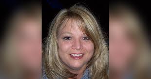 Tracy Hicks's Instagram, Twitter & Facebook