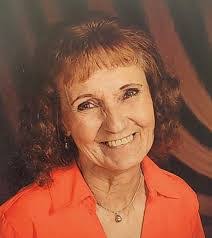 Taylor Fontenot's Instagram, Twitter & Facebook