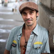 Find the latest tracks, albums, and images from manu chao. Manu Chao Playlist24