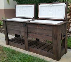Upcycled Rustic Custom Wood Coolers Upcycle Art Diy Pallet Projects Wooden Pallet Projects Wood Cooler