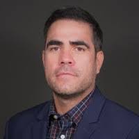 Robert Peraza's Instagram, Twitter & Facebook