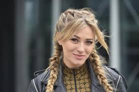 Browse many metrics like follower, followings changes and engagement rates. Marcelina Zawadzka Kipi Seksem W Toalecie Wylal Sie Obledny Biust Zdjecia Super Express Wiadomosci Polityka Sport