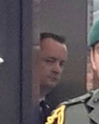 Forrest Gump look-alike pays visit to Queen Elizabeth in viral photo