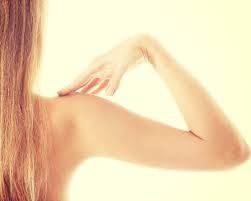 Removing excess arm skin by pulling it toward the arm pit. Underarm Flab How To Get Rid Of It