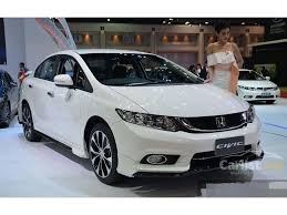 Senarai ini juga bermula dengan kereta kompak yang lebih murah kepada kereta crv yang lebih mahal. Jual Kereta Honda Civic 2015 S I Vtec 1 8 Di Melaka Automatik Sedan White Untuk Rm 103 852 2515538 Carlist My