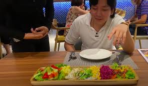 4 khoa pug giàu cỡ nào? Khoa Pug Cáº§m 10 Triá»‡u Vao Nha Hang Nháº­t Gá»i Háº¿t Táº¥t Cáº£ Cac Mon Chá»‰ Vi Ä'Æ°á»£c Khen Toc Ä'áº¹p Tin Nhanh 24h