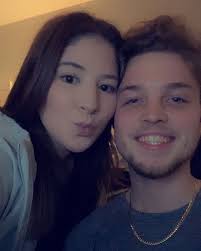 Courtney Farmer (@courtney.farmer_) • Instagram photos and videos