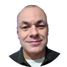 Dan Vincent's Instagram, Twitter & Facebook