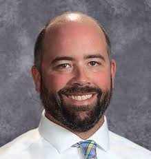 Mr. Garrett Malone '04 Named 2021 Golden Apple Recipient