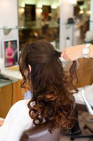 Le télégramme vannes glenny coiffure : Idee Tendance Coupe Coiffure Femme 2017 2018 Coiffure De Mariee Cheveux Semi Laches Boucles Vogue Tunisie Maroc Algerie Magazine Fashion Luxe Inspiration Et People